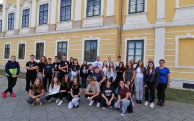 Osmaši naše škole bili su na terenskoj nastavi u Vukovaru